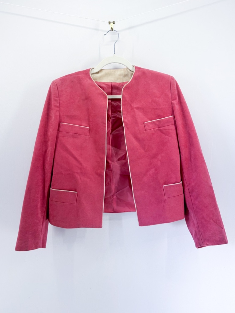 Vintage Skin Gear II Bright Pink Retro Faux Suede Cropped Jacket Cream Trim